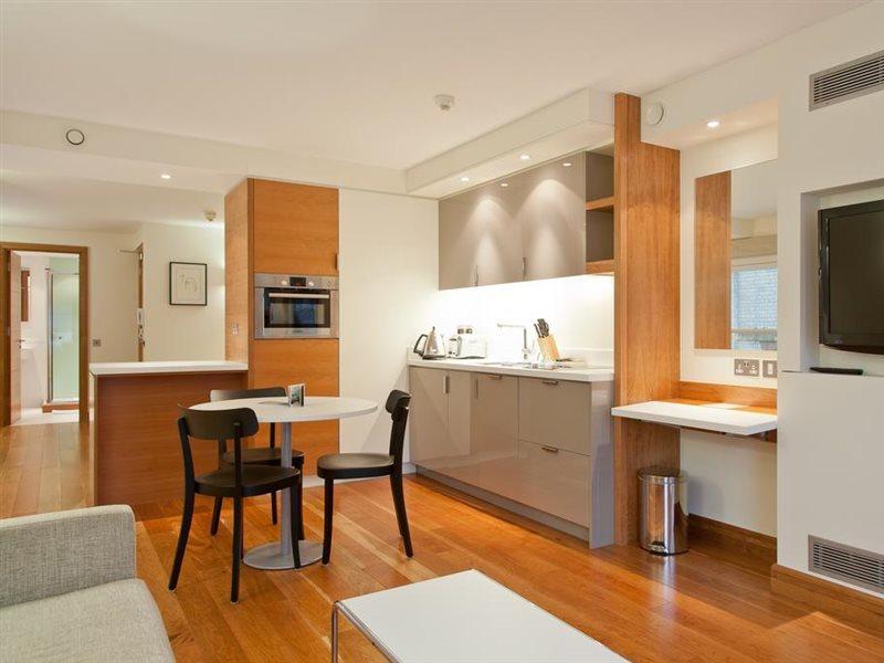 Master Farringdon Apartment London Exterior photo