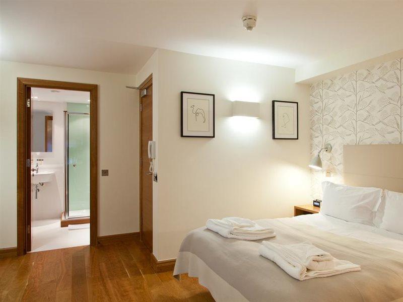 Master Farringdon Apartment London Exterior photo