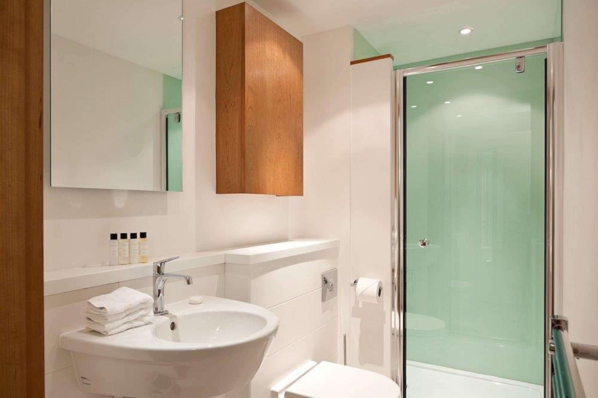 Master Farringdon Apartment London Exterior photo