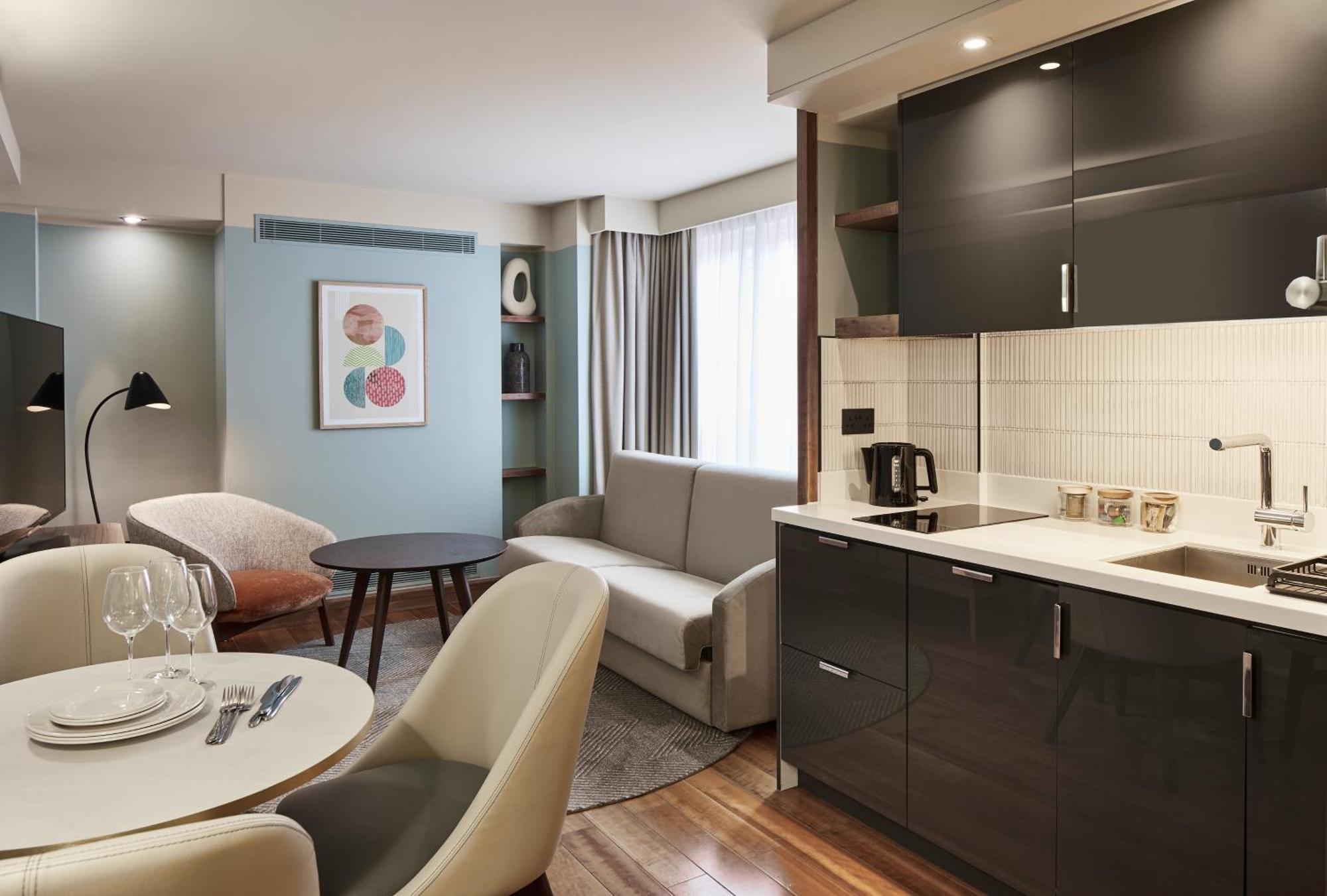 Master Farringdon Apartment London Room photo